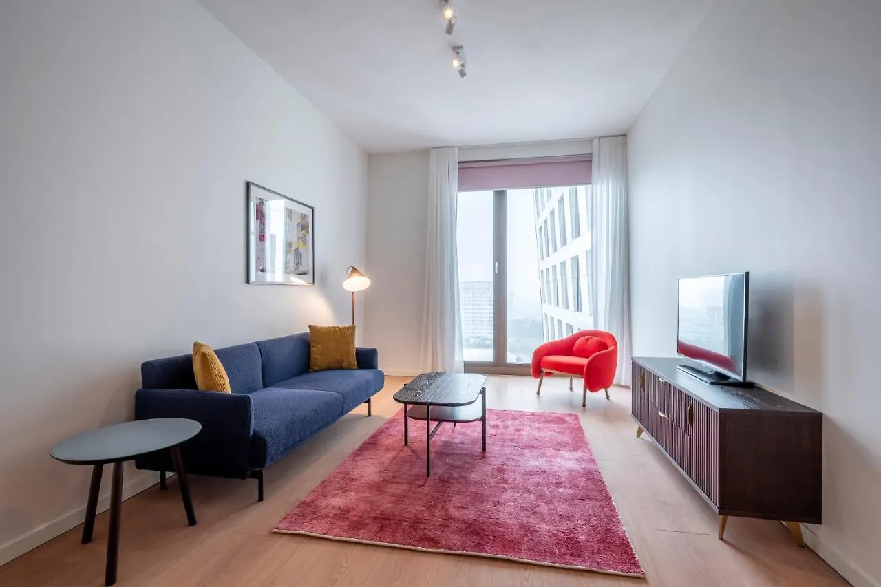 PREMIER SUITES PLUS Amsterdam 4*,
