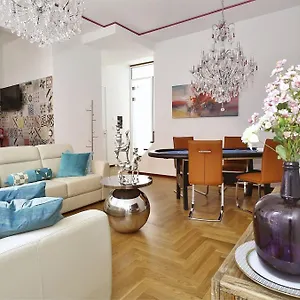 Luxury Family Houses Apartment Delft